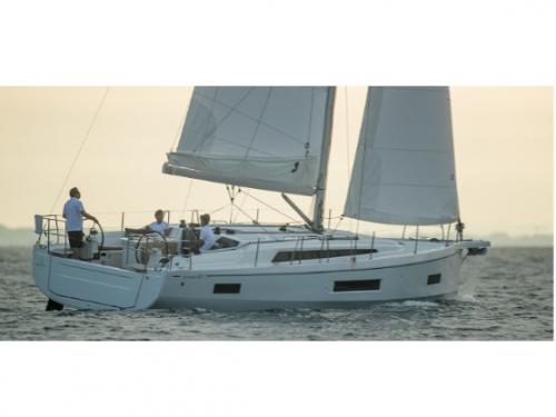 Segelyacht Oceanis 40 Yachtcharter in Lefkas