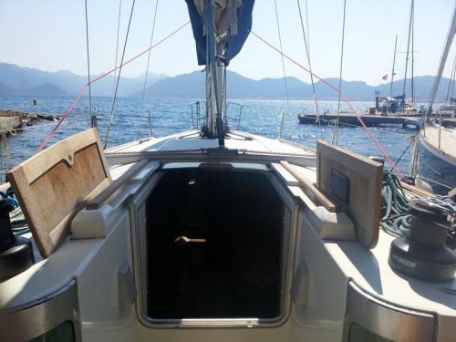 Yacht Oceanis 393 Clipper for rent in Marmaris