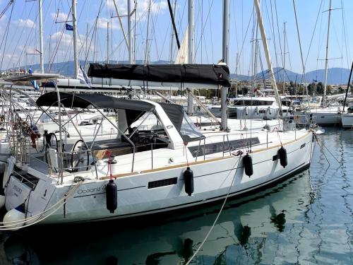 Yacht Oceanis 41 Yachtcharter in Marina Alimos Kalamaki