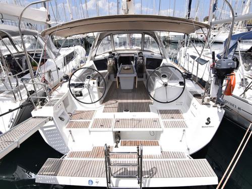 Segelyacht Oceanis 41 Yachtcharter in Gouvia