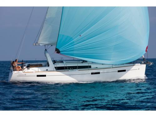 Yacht Oceanis 41 for rent in ACI Marina Split