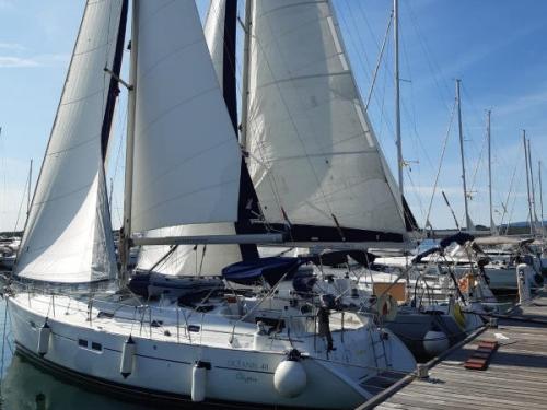 Oceanis 411 Segelyacht Charter Seget
