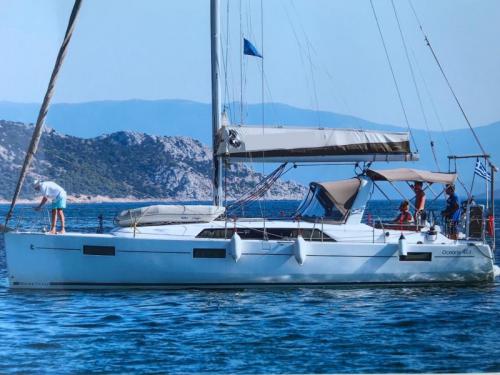 Segelyacht Oceanis 411 chartern in Athen