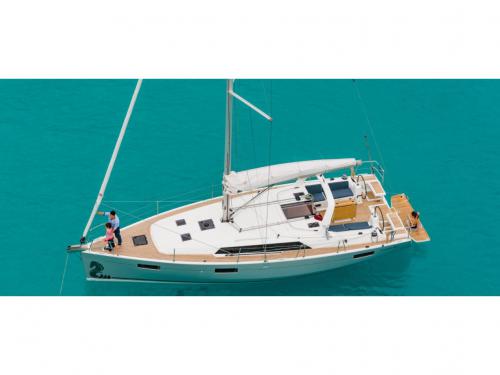 Segelyacht Oceanis 411 chartern in Nea Peramos