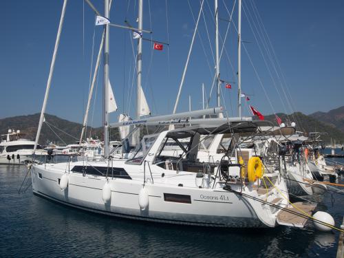Yacht Oceanis 411 available for charter in Port Goecek Marina