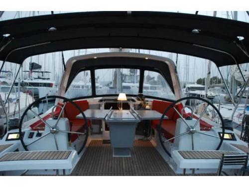 Sailing yacht Oceanis 411 for rent in Nydri Sailing yacht Oceanis 411 for rent in Nydri
