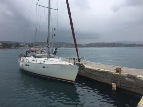 Sailboat Oceanis 411 for charter in Athens
