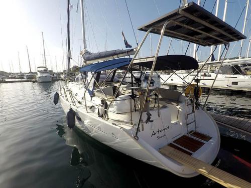 Segelyacht Oceanis 411 Clipper Yachtcharter in Sibenik