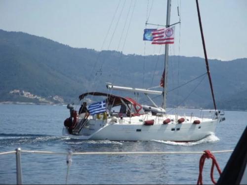 Yacht Oceanis 411 Clipper for rent in Volos