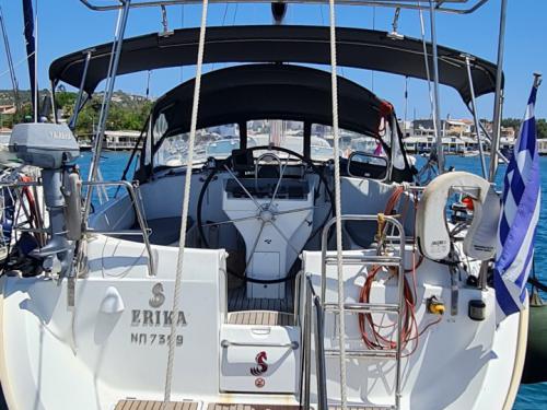 Segelyacht Oceanis 411 Clipper Yachtcharter in Yachthafen Volos