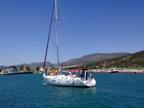 Segelyacht Oceanis 411 Clipper chartern in Athen