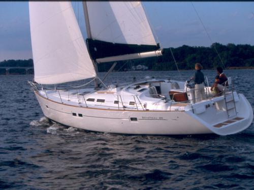 Segelyacht Oceanis 42.3 Yachtcharter in Neapel