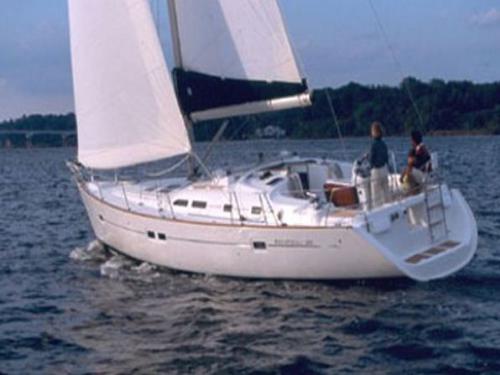 Yacht Oceanis 42.3 - Sailboat Charter Naples
