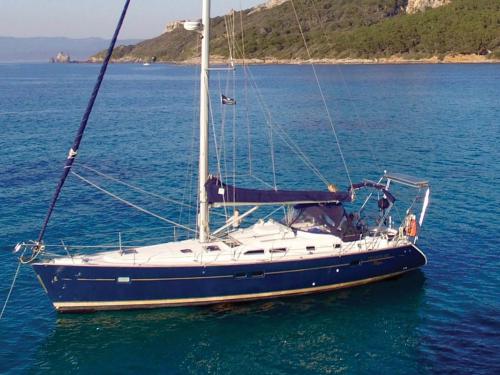 Segelyacht Oceanis 423 chartern in Hafen von Hyeres