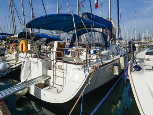 Segelyacht Oceanis 423 chartern in Ece Saray Marina