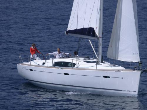 Segelyacht Oceanis 423 Yachtcharter in Marina Alimos Kalamaki
