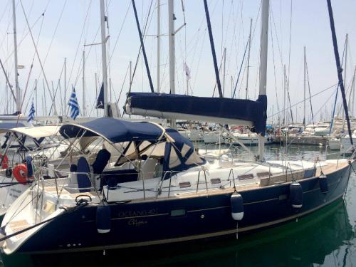 Segelboot Oceanis 423 Clipper chartern in Athen