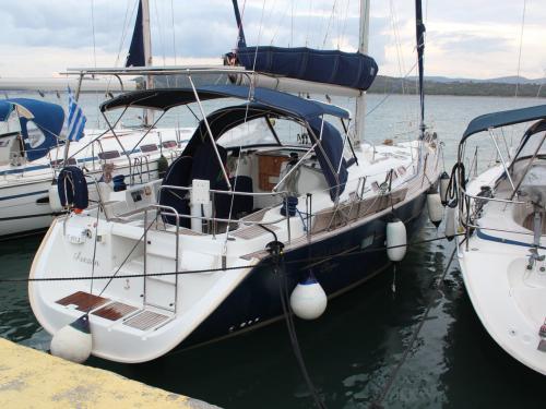 Segelyacht Oceanis 423 Clipper chartern in Nea Peramos Marina