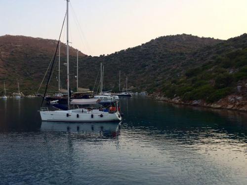 Segelyacht Oceanis 43 Yachtcharter in Adakoy