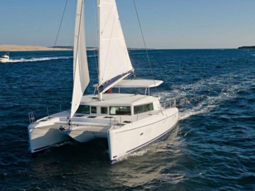 Segelyacht Oceanis 43 chartern in Marina Alimos Kalamaki