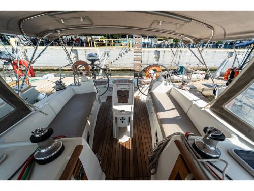 Sailing yacht Oceanis 43 for charter in Kavala