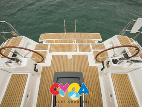 Sailboat Oceanis 45 for rent in Charlotte Amalie