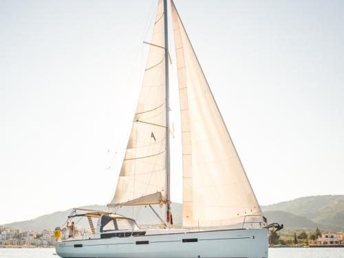 Segelyacht Oceanis 45 Yachtcharter in Skiathos