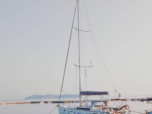 Yacht Oceanis 45 for rent in Thasos