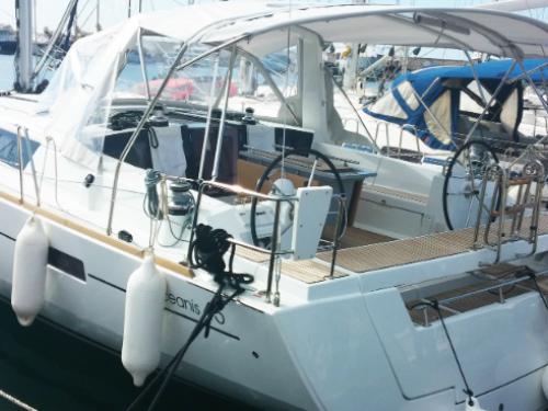 Sailboat Oceanis 45 for rent in Gouvia