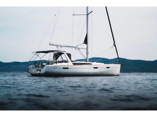 Segelboot Oceanis 45 Yachtcharter in Lavrio