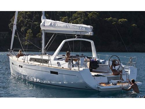 Yacht Oceanis 45 available for charter in Bocca di Magra