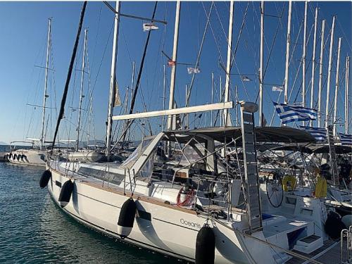 Segelyacht Oceanis 45 chartern in Kos Marina
