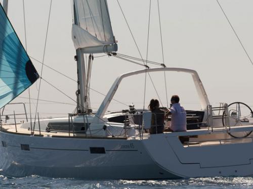 Sailboat Oceanis 45 for hire in Marina Mallorca Nautica