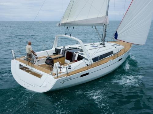 Segelyacht Oceanis 45 chartern in Can Pastilla