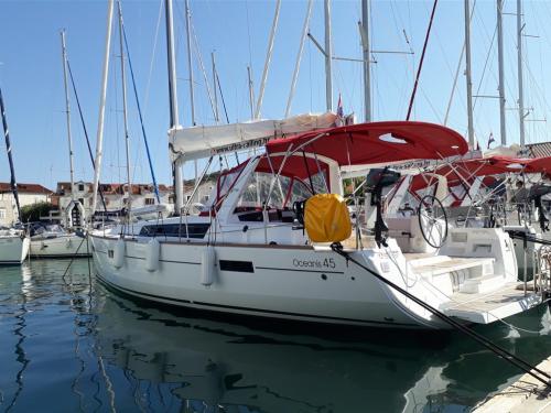 Sailing yacht Oceanis 45 available for charter in ACI Marina Split