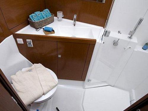 Yacht Oceanis 45 for rent in SCT Marina Trogir