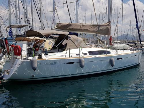 Yacht Oceanis 46 chartern in Athen