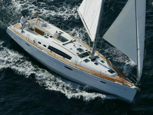 Yacht Oceanis 46 for hire in Procida