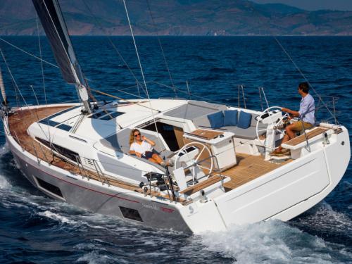 Segelyacht Dufour 470 chartern in Tourlos
