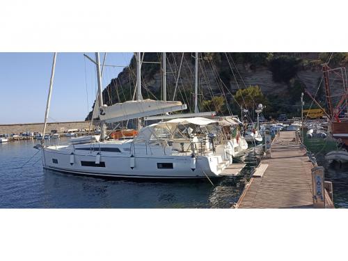 Segelboot Oceanis 46.1 chartern in Castellammare di Stabia