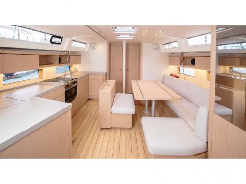 Sailing boat Oceanis 46.1 for rent in Portorosa