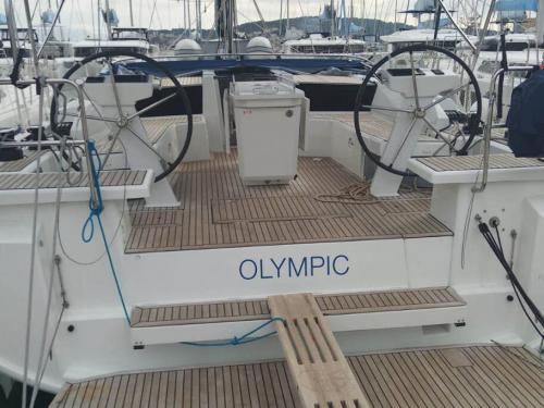 Sailing boat Oceanis 46.1 for hire in Kallithea