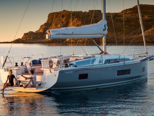 Yacht Oceanis 46.1 available for charter in Skiathos