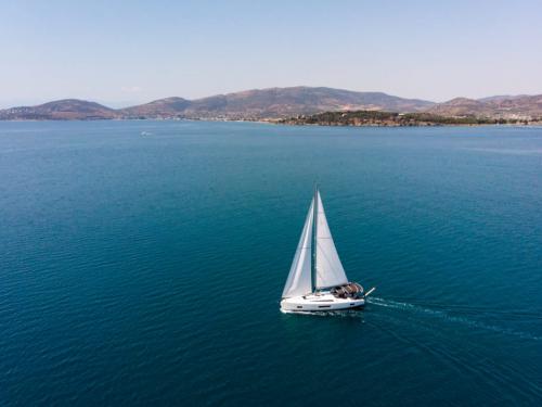 Segelyacht Oceanis 46.1 Yachtcharter in Volos