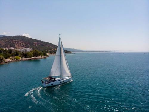 Sailing yacht Oceanis 46.1 for charter in Volos