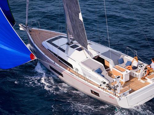 Segelboot Oceanis 46.1 chartern in Pomer