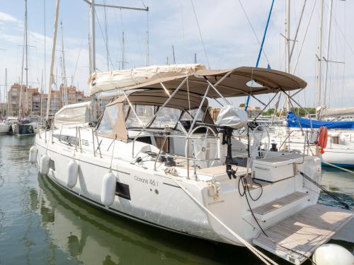 Segelyacht Oceanis 46.1 Yachtcharter in Hyeres