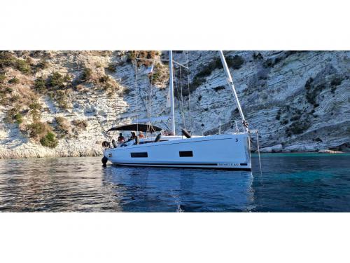 Segelboot Oceanis 46.1 chartern in Athen