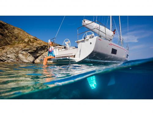 Sailing yacht Oceanis 46.1 for rent in Goecek