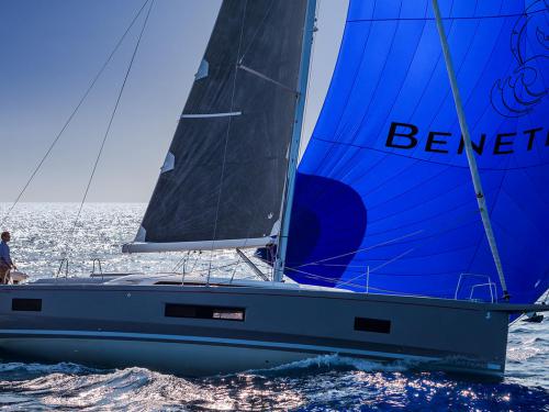Sailing boat Oceanis 46.1 for charter in Lefkas